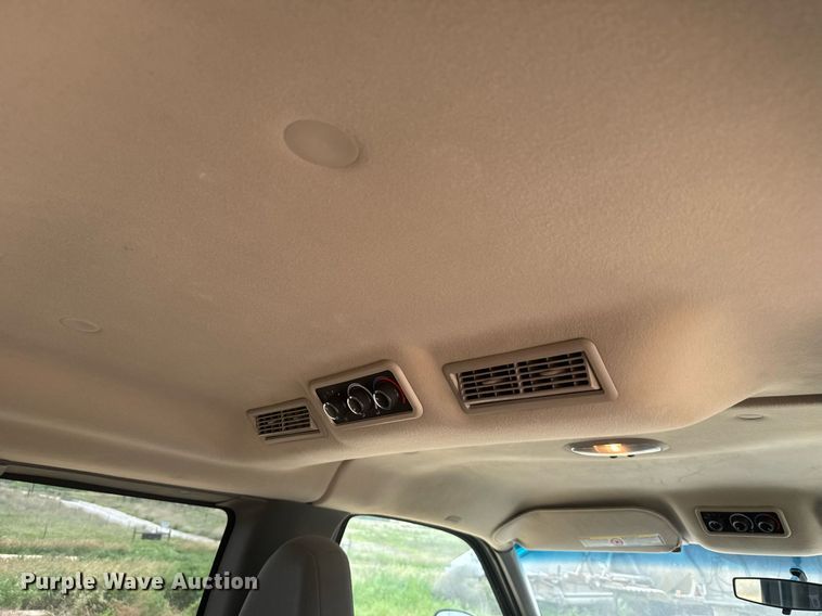 image for item EG6643 2012 Chevrolet Express 3500  van