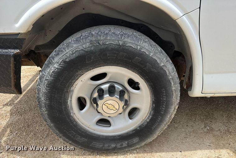image for item EG6643 2012 Chevrolet Express 3500  van