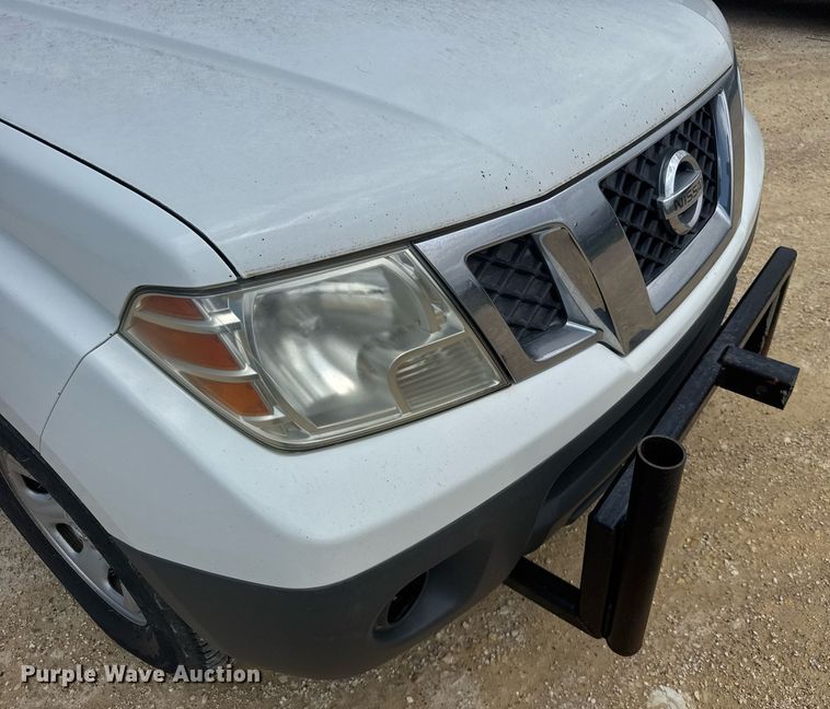 image for item EG6645 2014 Nissan Frontier King Cab pickup truck