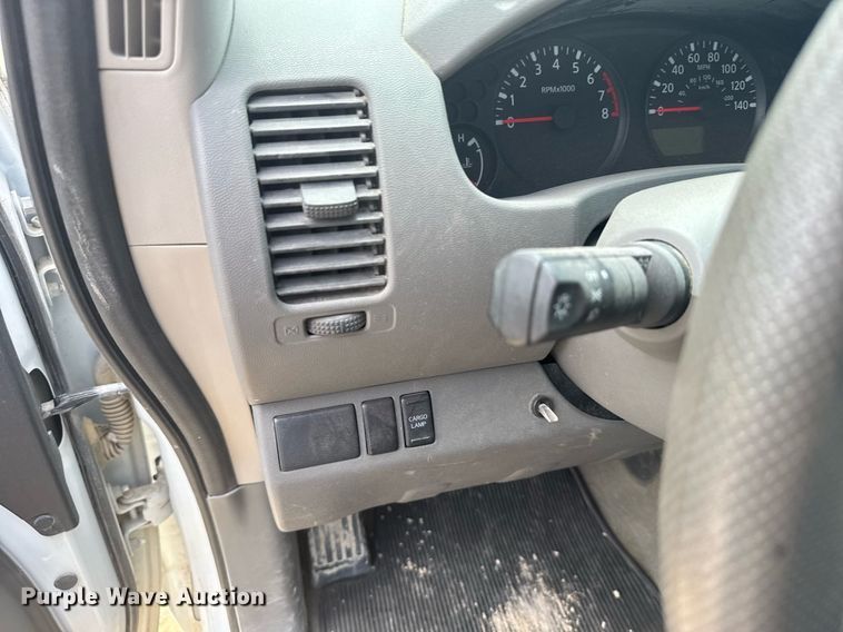 image for item EG6645 2014 Nissan Frontier King Cab pickup truck