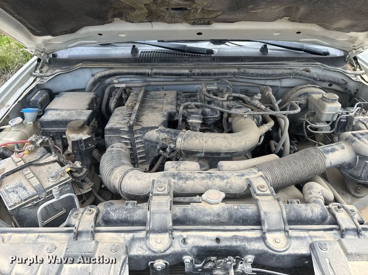 image for item EG6645 2014 Nissan Frontier King Cab pickup truck