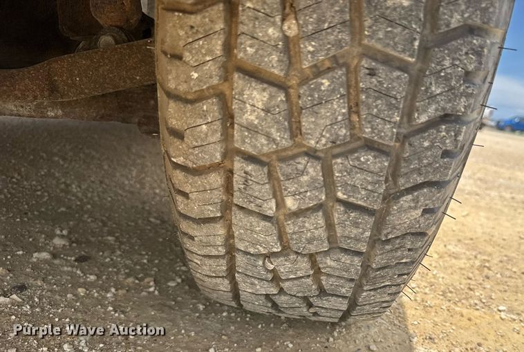 image for item EG6645 2014 Nissan Frontier King Cab pickup truck