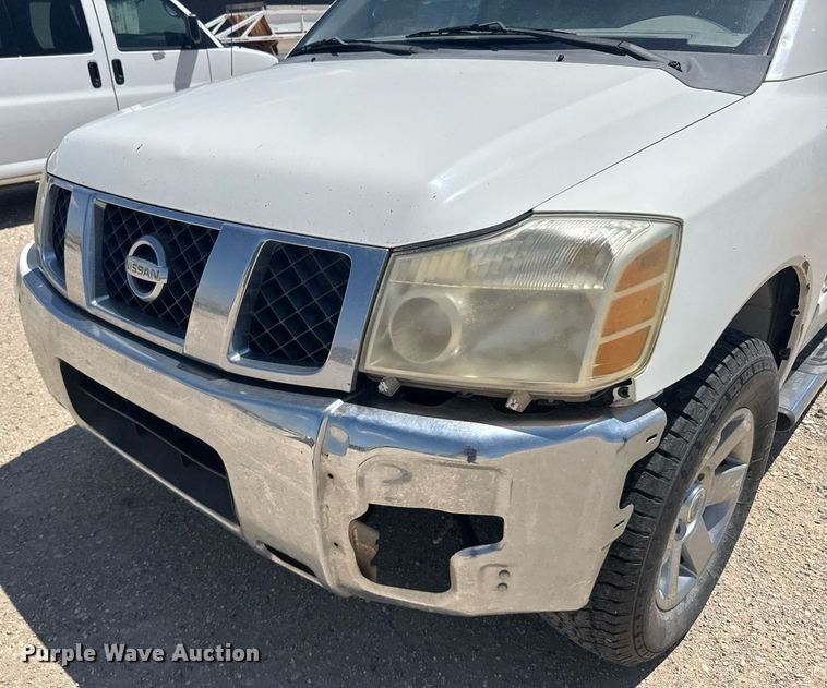 image for item EG6646 2006 Nissan Titan  Crew Cab pickup truck