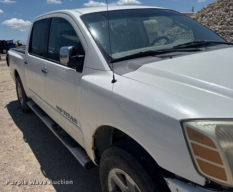 image for item EG6646 2006 Nissan Titan  Crew Cab pickup truck