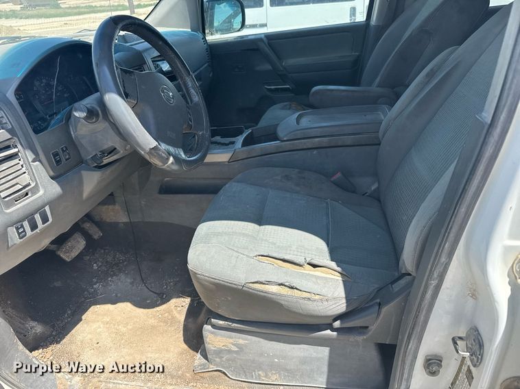 image for item EG6646 2006 Nissan Titan  Crew Cab pickup truck