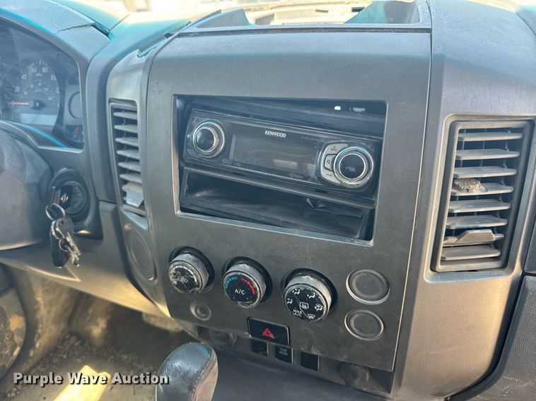 image for item EG6646 2006 Nissan Titan  Crew Cab pickup truck