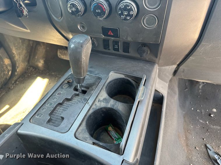 image for item EG6646 2006 Nissan Titan  Crew Cab pickup truck