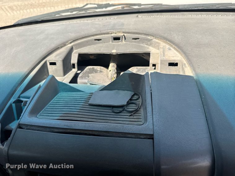 image for item EG6646 2006 Nissan Titan  Crew Cab pickup truck