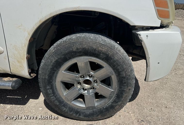 image for item EG6646 2006 Nissan Titan  Crew Cab pickup truck