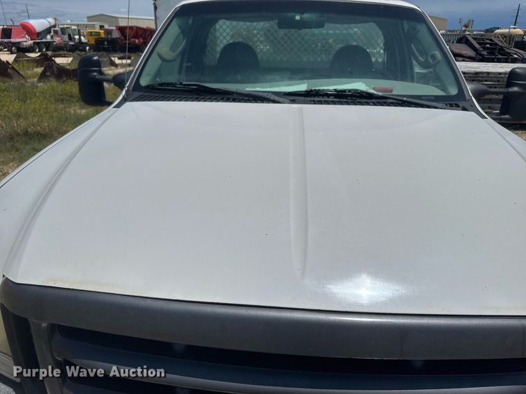 image for item EG6648 2004 Ford F450 utility / service truck