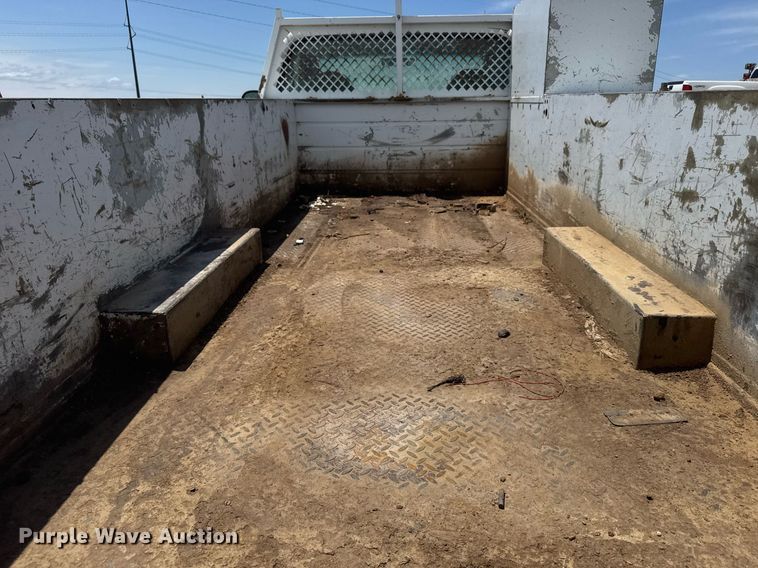 image for item EG6648 2004 Ford F450 utility / service truck