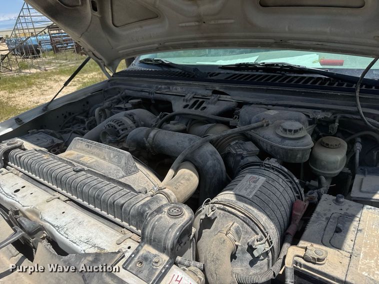 image for item EG6648 2004 Ford F450 utility / service truck