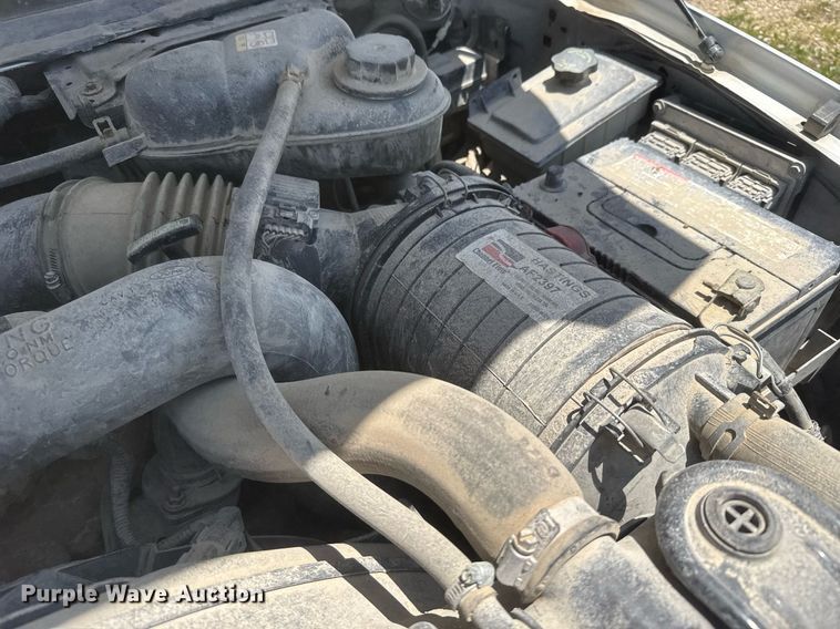 image for item EG6648 2004 Ford F450 utility / service truck