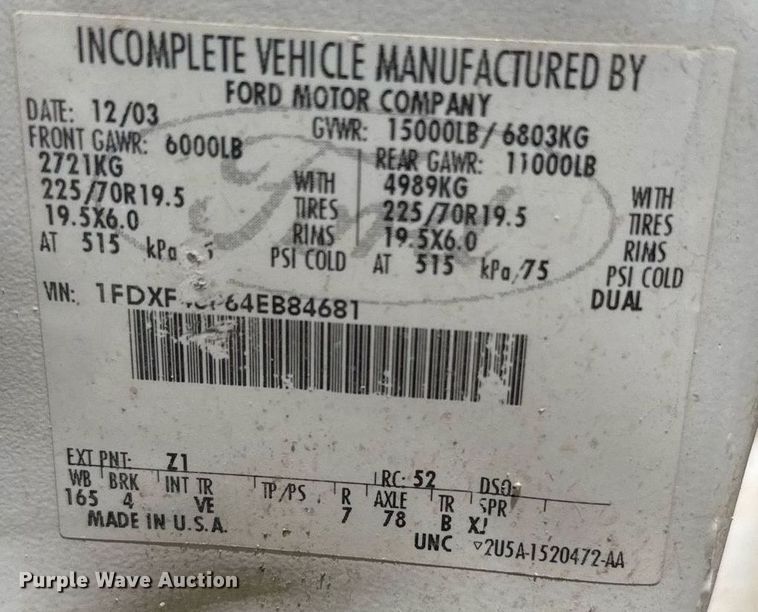 image for item EG6648 2004 Ford F450 utility / service truck