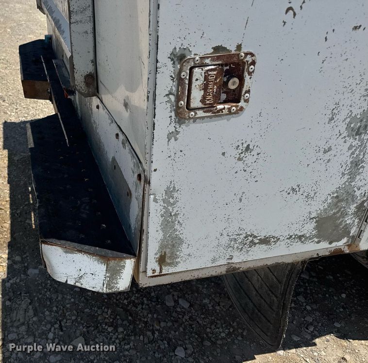 image for item EG6656 2005 Ford  F450 Super Duty utility / service truck