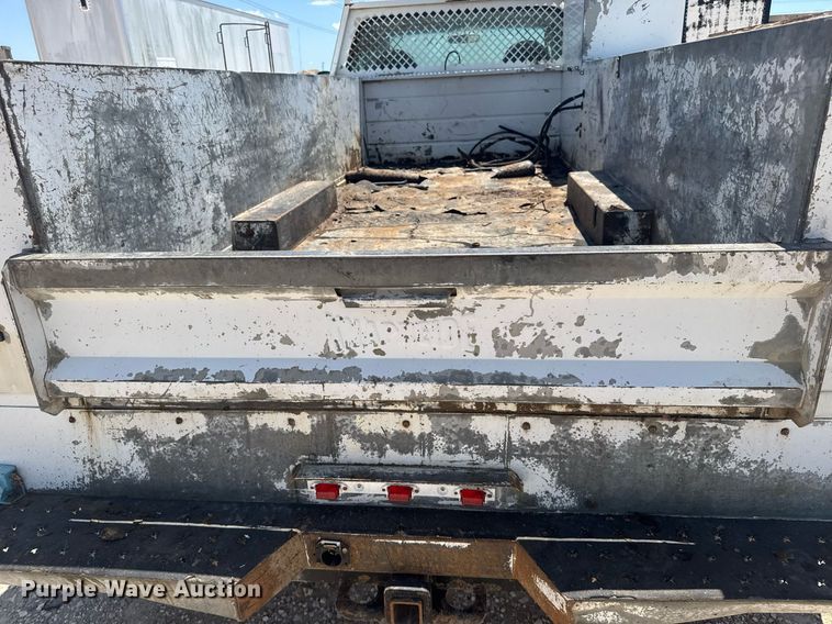 image for item EG6656 2005 Ford  F450 Super Duty utility / service truck