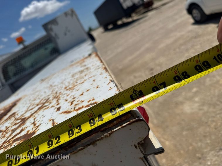 image for item EG6656 2005 Ford  F450 Super Duty utility / service truck