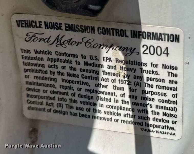 image for item EG6656 2005 Ford  F450 Super Duty utility / service truck