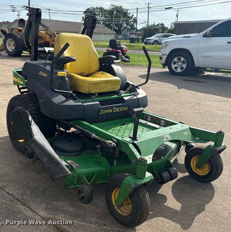 image for item EG8141 John Deere 757 ZTR lawn mower