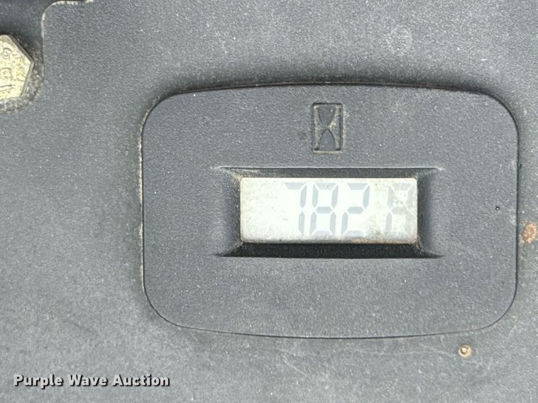 image for item EG8141 John Deere 757 ZTR lawn mower