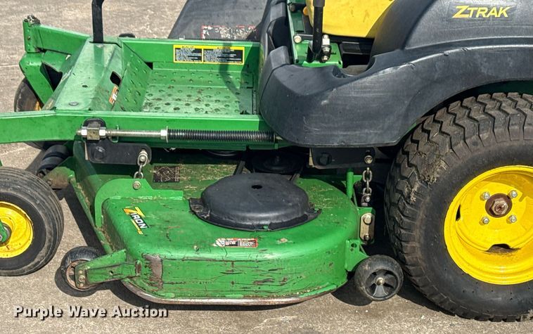 image for item EG8141 John Deere 757 ZTR lawn mower