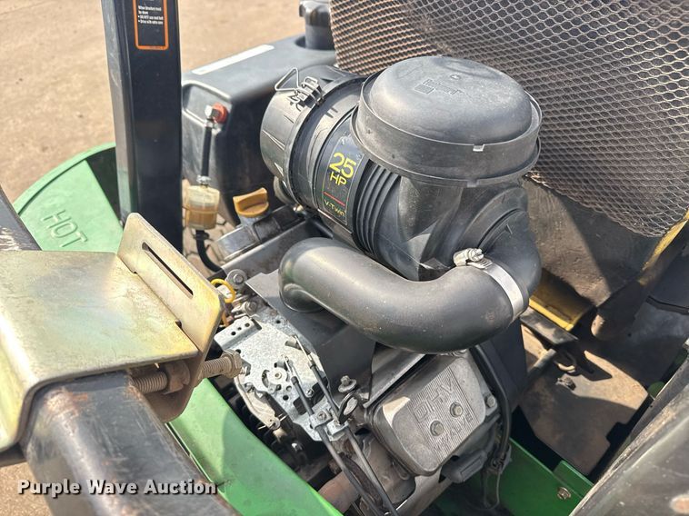 image for item EG8141 John Deere 757 ZTR lawn mower