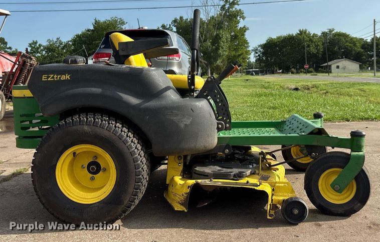 image for item EG8143 2008 John Deere Z425 48C ZTR lawn mower
