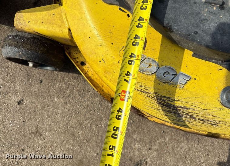 image for item EG8143 2008 John Deere Z425 48C ZTR lawn mower