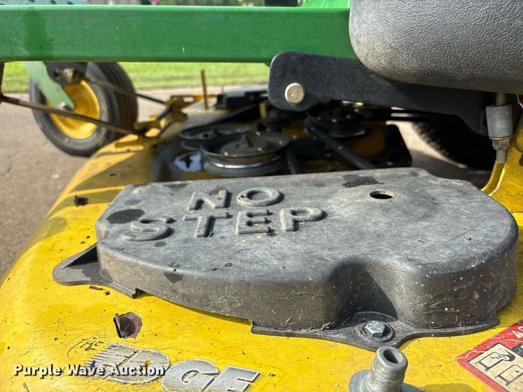 image for item EG8143 2008 John Deere Z425 48C ZTR lawn mower