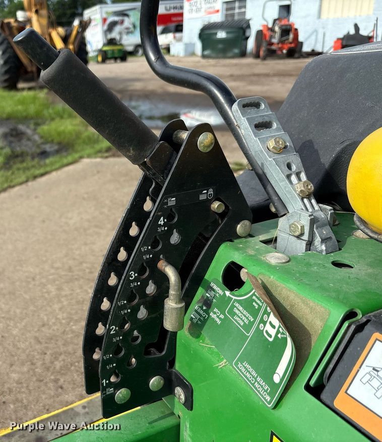 image for item EG8143 2008 John Deere Z425 48C ZTR lawn mower