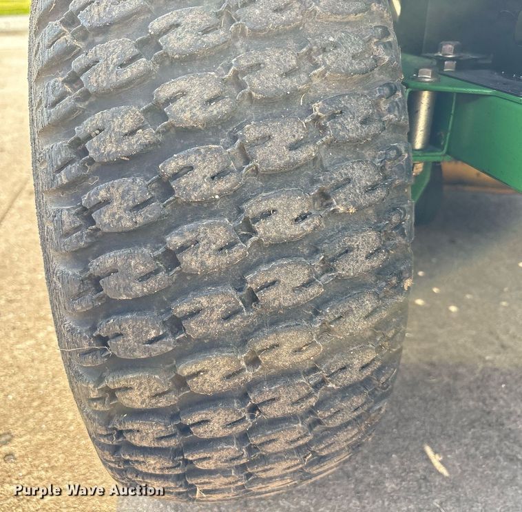 image for item EG8143 2008 John Deere Z425 48C ZTR lawn mower