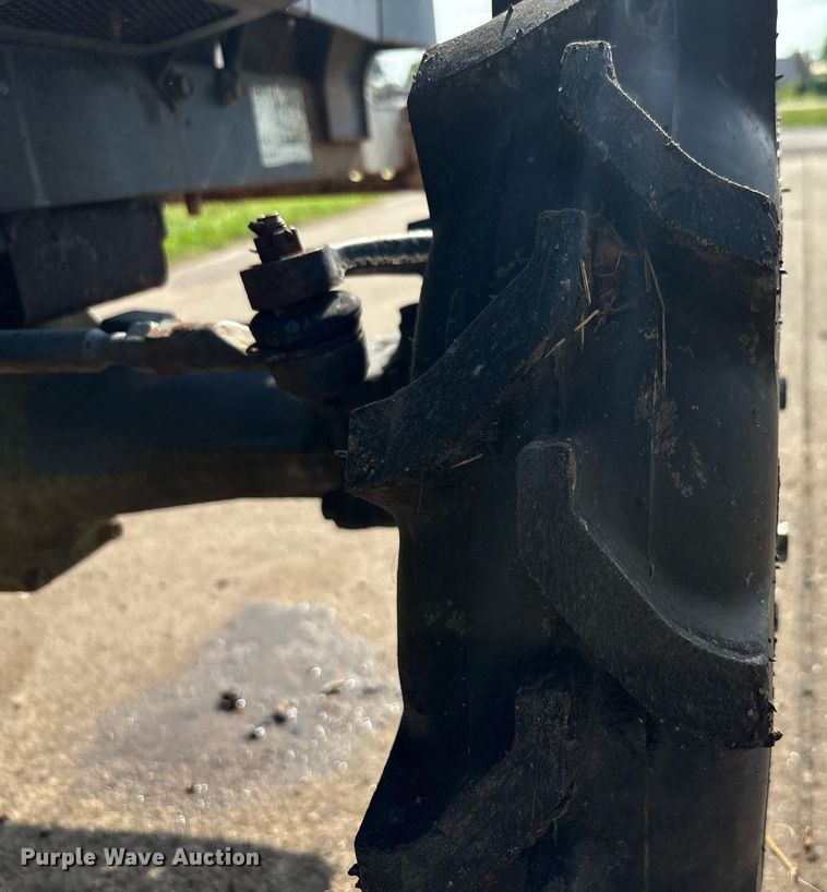 image for item EG8147 Mitsubishi MTE1800D MFWD tractor