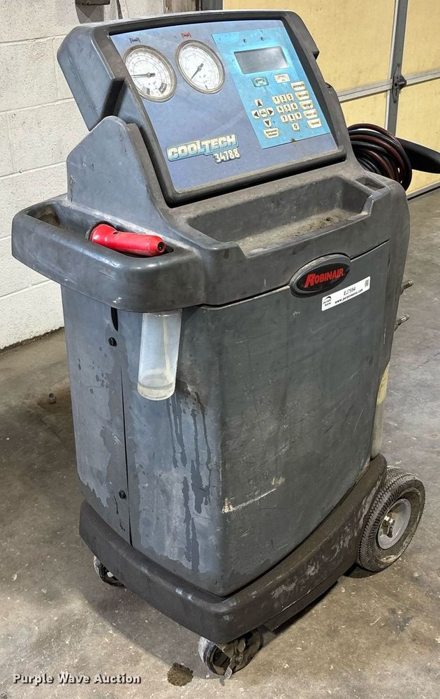 image for item EJ7594 Robinair Cooltech 34788 AC reclaimer