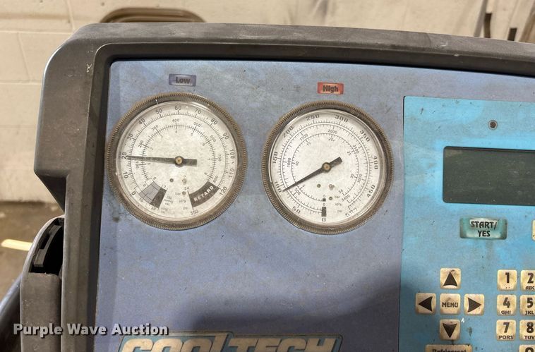 image for item EJ7594 Robinair Cooltech 34788 AC reclaimer