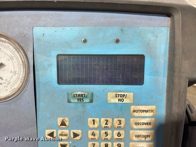 image for item EJ7594 Robinair Cooltech 34788 AC reclaimer