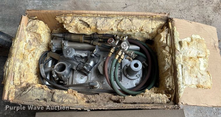 image for item EJ7604 Tools