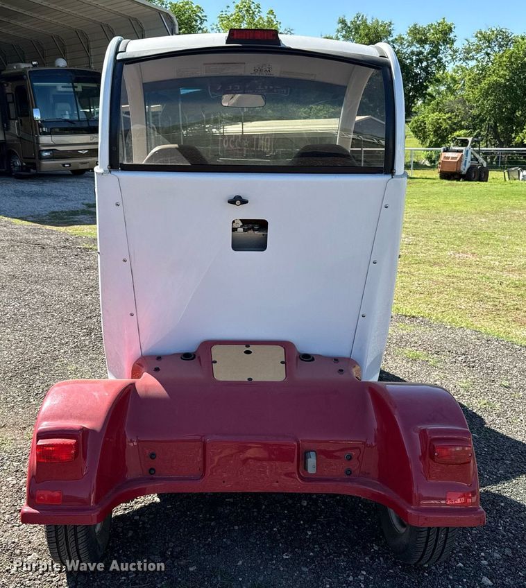 image for item EJ8783 2009 GEM E2 utility vehicle