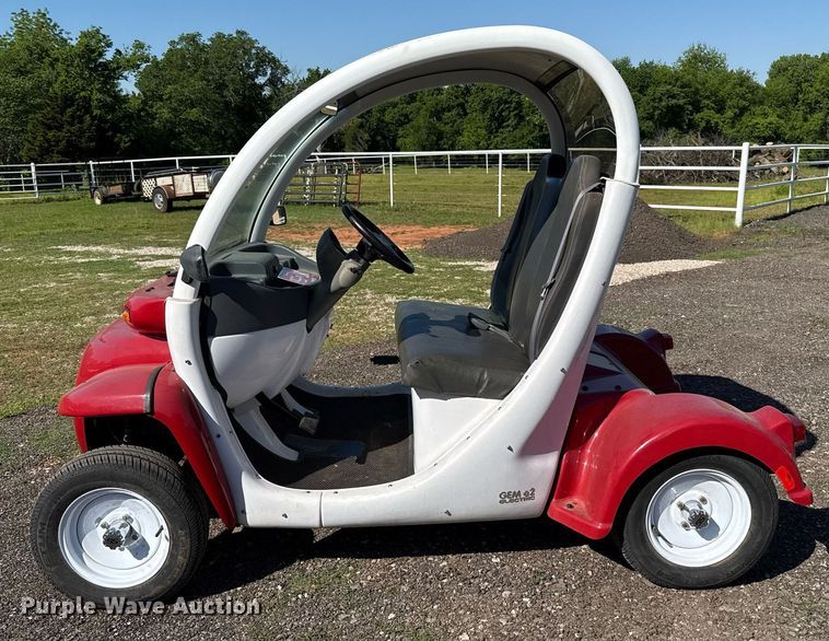 image for item EJ8783 2009 GEM E2 utility vehicle