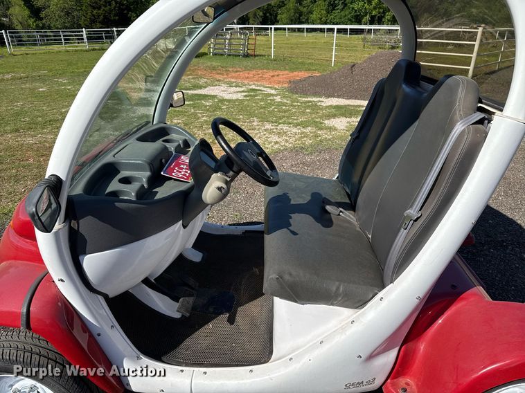 image for item EJ8783 2009 GEM E2 utility vehicle
