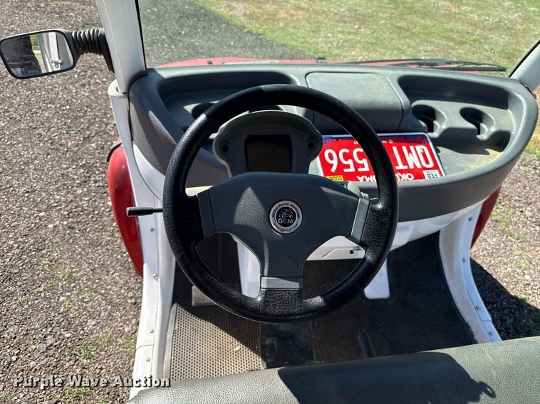 image for item EJ8783 2009 GEM E2 utility vehicle