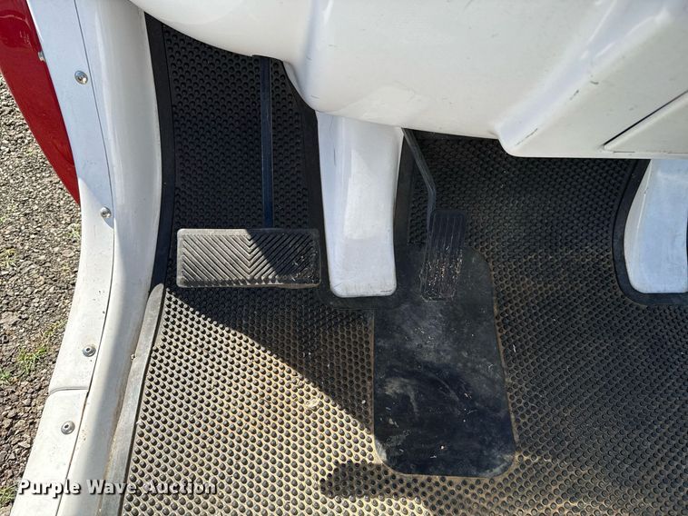 image for item EJ8783 2009 GEM E2 utility vehicle