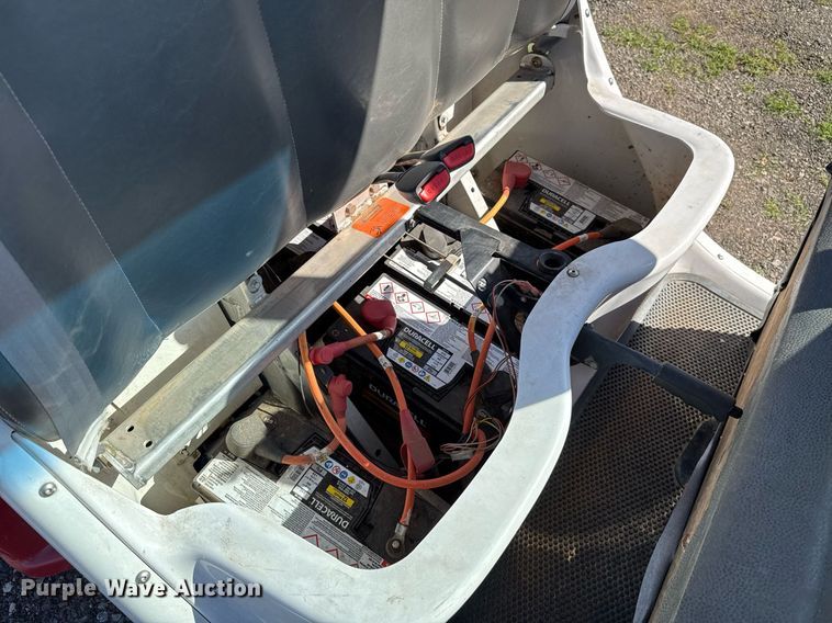 image for item EJ8783 2009 GEM E2 utility vehicle