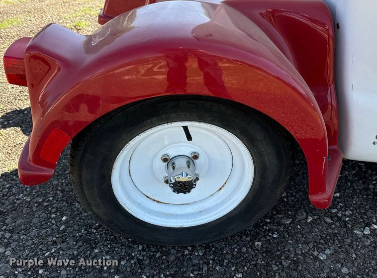 image for item EJ8783 2009 GEM E2 utility vehicle