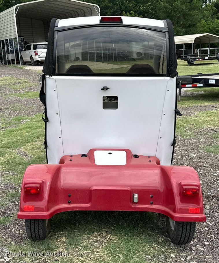 image for item EJ8783 2009 GEM E2 utility vehicle