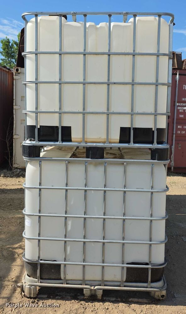 image for item EK5443 (12) poly totes