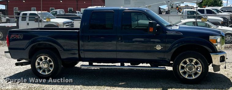 image for item EK8157 2014 Ford F250 Super Duty Lariat Crew Cab pickup truck