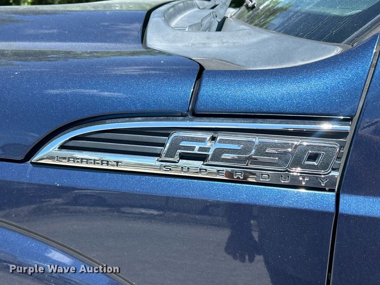 image for item EK8157 2014 Ford F250 Super Duty Lariat Crew Cab pickup truck