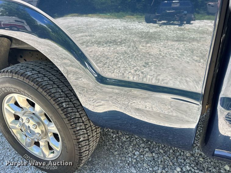 image for item EK8157 2014 Ford F250 Super Duty Lariat Crew Cab pickup truck