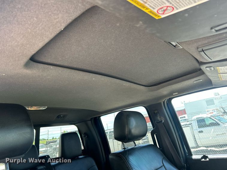 image for item EK8157 2014 Ford F250 Super Duty Lariat Crew Cab pickup truck