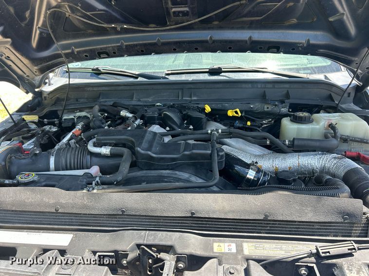 image for item EK8157 2014 Ford F250 Super Duty Lariat Crew Cab pickup truck